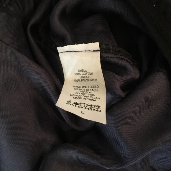 Black lace pencil skirt - Picture 2 of 3